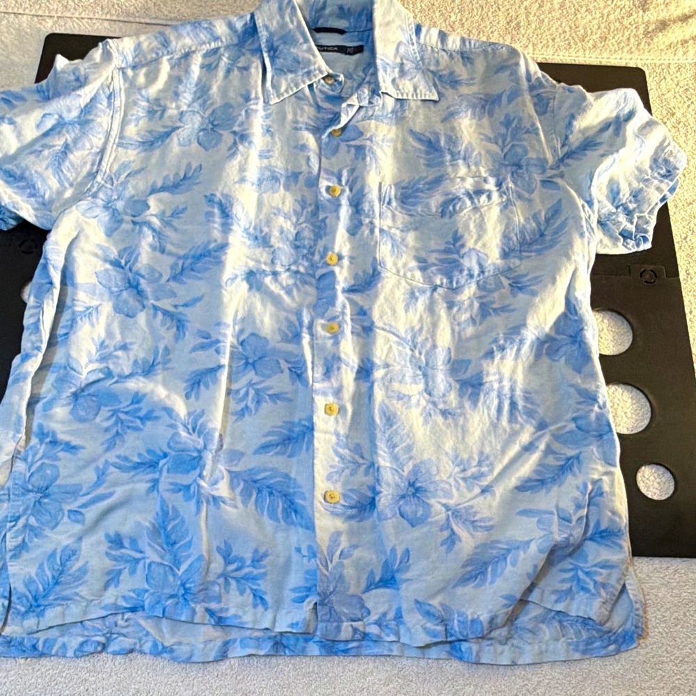 Nautica Mens L Light Blue White Floral SS Button-Up Shirt Linen Rayon Pockets